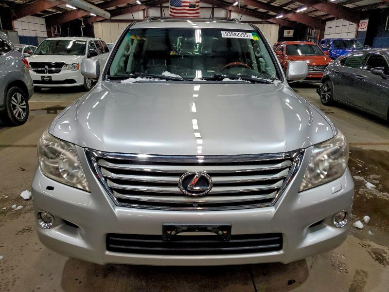 2009 LEXUS LX 570 #3305585099